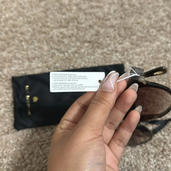 Lele Sadoughi - Picture 5 of 5